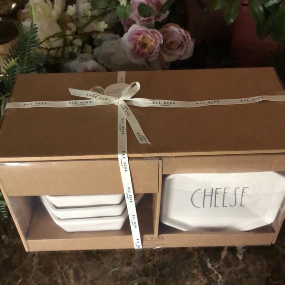 Rae Dunn Hexagonal Bowl and Plate Set of 6 - Picture 9 of 10